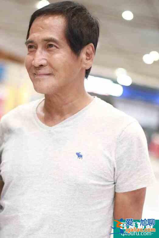 60歲齊秦近照略微發(fā)福 全程面帶微笑狀態(tài)超好？