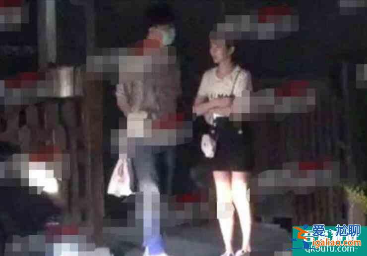 毛曉彤疑新戀情曝光 男子身材高挑看起來(lái)陽(yáng)光帥氣？