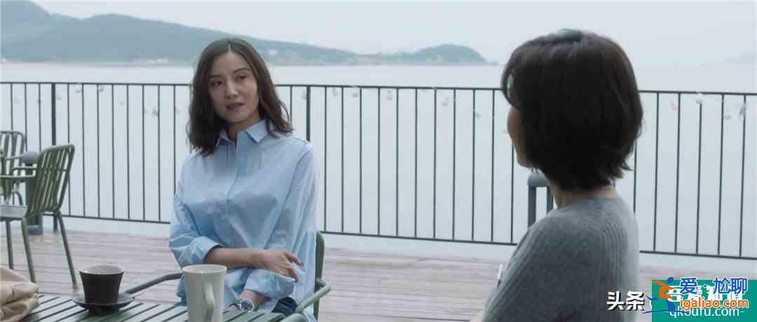 《白色月光》：誰(shuí)才是張?chǎng)握嬲某鲕墝?duì)象？？