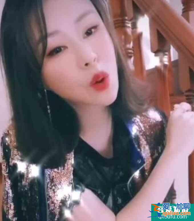 44歲歌唱家祖海近照曝光 身姿苗條動(dòng)人狀態(tài)年輕？
