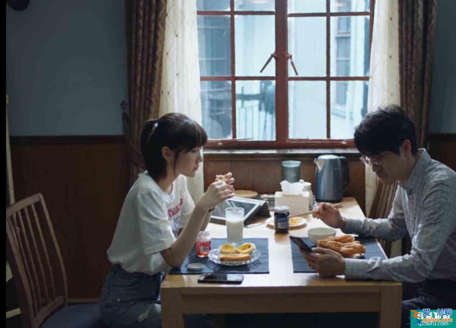 《白色月光》愛情片變商戰(zhàn)片：婚姻中有事好商量，比什么都強(qiáng)？