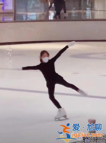 李小鵬女兒奧莉近照曝光!又高又瘦大長腿太矚目 11歲學(xué)花滑運動基因強