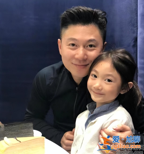 李小鵬女兒奧莉近照曝光!又高又瘦大長腿太矚目 11歲學(xué)花滑運動基因強