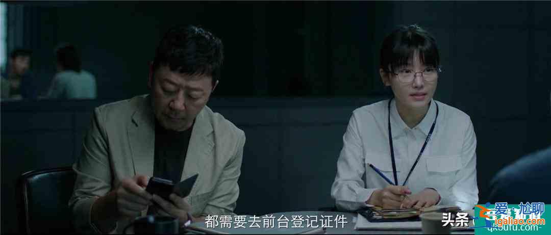 無(wú)反轉(zhuǎn)不懸疑！《摩天大樓》節(jié)奏出色，嫌疑人洗腦能力滿分？