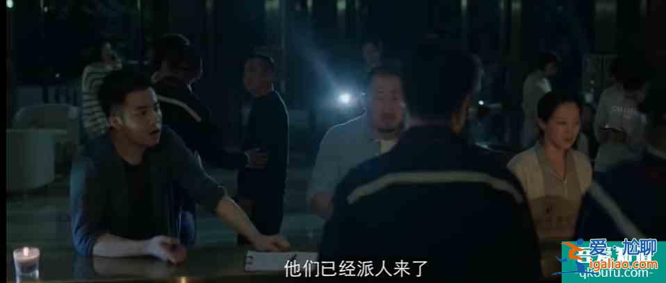 懸疑燒腦，層層反轉，讓baby上熱搜的《摩天大樓》真香？