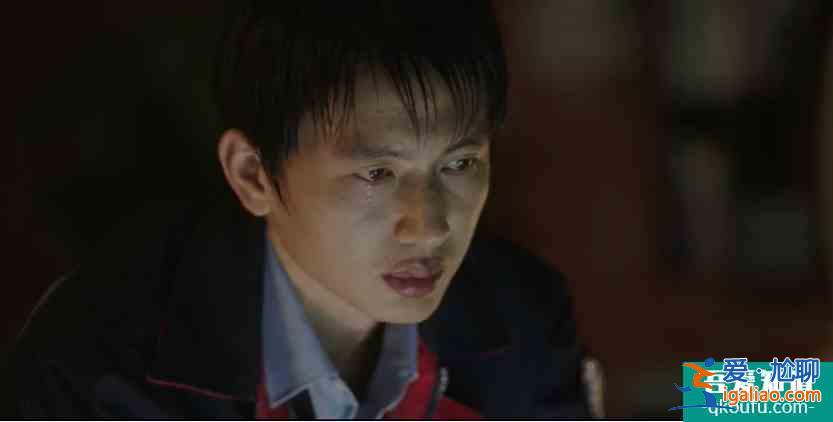 懸疑燒腦，層層反轉，讓baby上熱搜的《摩天大樓》真香？
