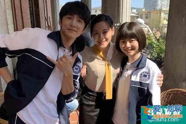 《以家人之名》中的四位媽媽，都做過主持人，年輕時(shí)還都是美女？