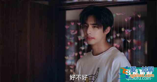 以家人之名：細(xì)節(jié)告訴你，大哥對(duì)尖尖是愛(ài)情，小哥對(duì)尖尖那是親情？