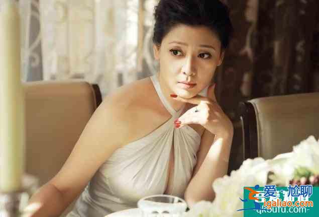 《以家人之名》中的四位媽媽，都做過主持人，年輕時(shí)還都是美女？