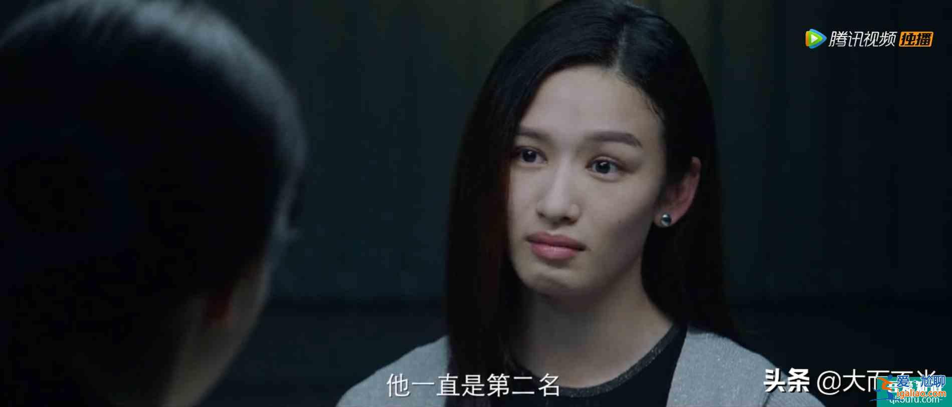 摩天大樓：高檔公寓發(fā)現(xiàn)一名女尸，警方發(fā)現(xiàn)其背后藏著很深的秘密？