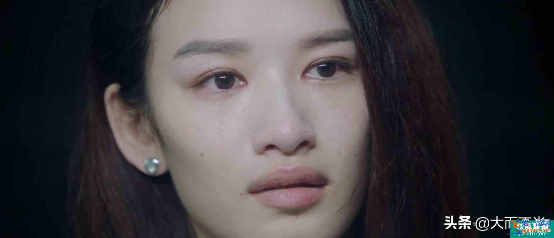 摩天大樓：高檔公寓發(fā)現(xiàn)一名女尸，警方發(fā)現(xiàn)其背后藏著很深的秘密？