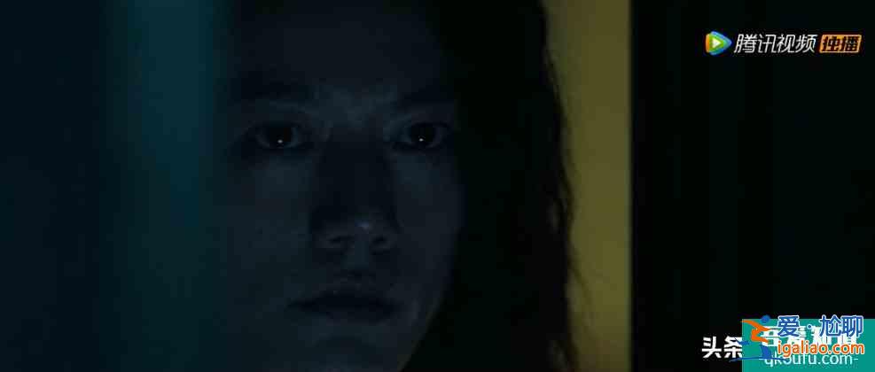 摩天大樓：高檔公寓發(fā)現(xiàn)一名女尸，警方發(fā)現(xiàn)其背后藏著很深的秘密？