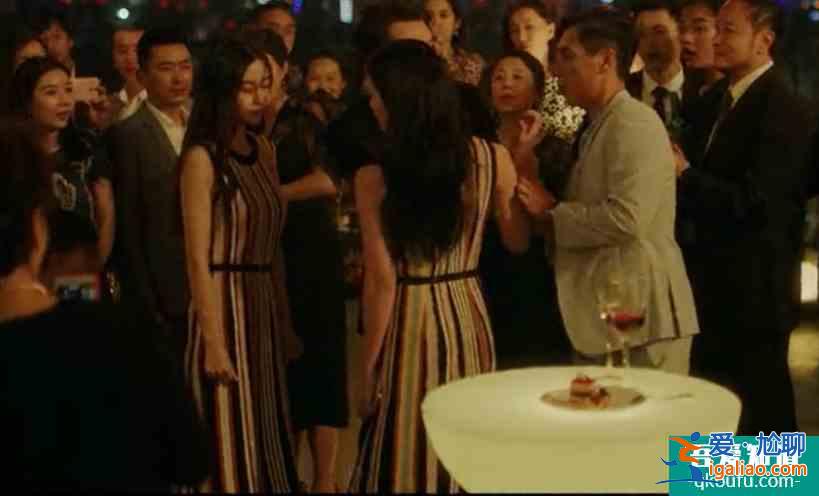 baby《摩天大樓》穿同款裙慘被女配艷壓，網(wǎng)友：演技拖后腿？