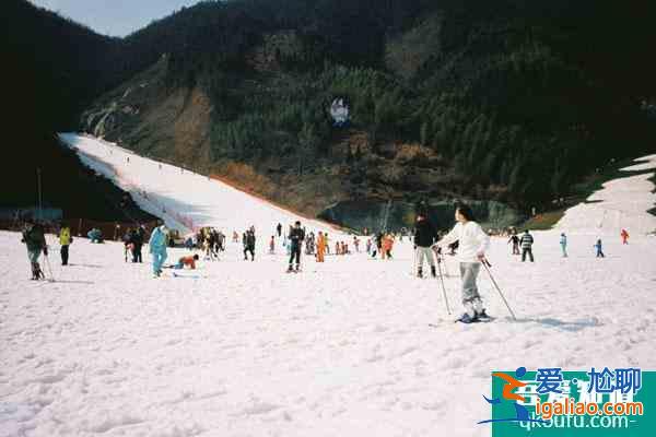 2021因受疫情影響桐廬生仙里國(guó)際滑雪場(chǎng)暫停營(yíng)業(yè)？