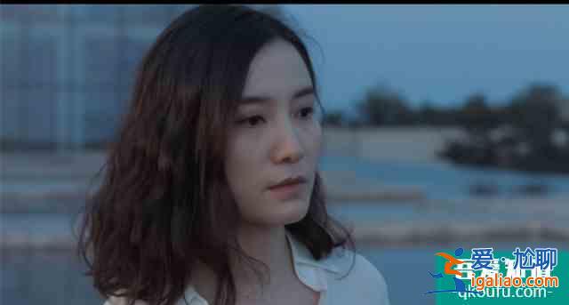 懸疑劇《白色月光》：結(jié)婚10年被綠，打碎婚姻的往往都是細(xì)節(jié)？