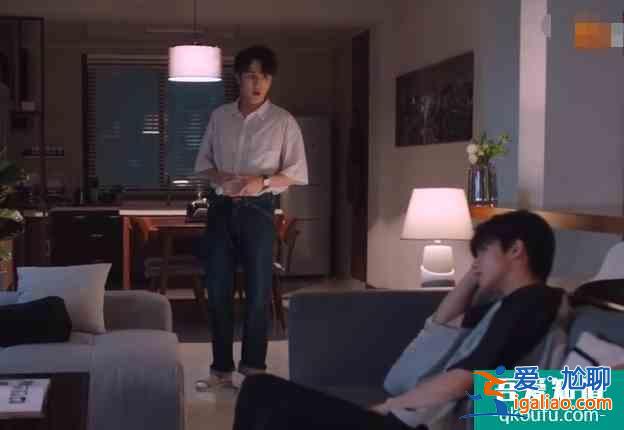 《以家人之名》因尖尖男友生隔閡，賀子秋笑著勸凌霄的話，扎心了？