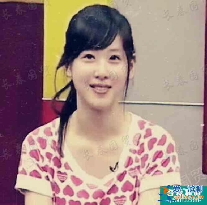章澤天18歲時(shí)采訪照曝光 穿著樸素笑容甜美十分稚嫩？