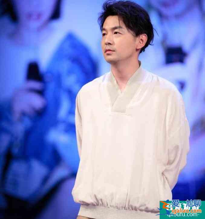 雷佳音工作室發(fā)聲明 直言代言愛錢進軟件僅為短期合作？