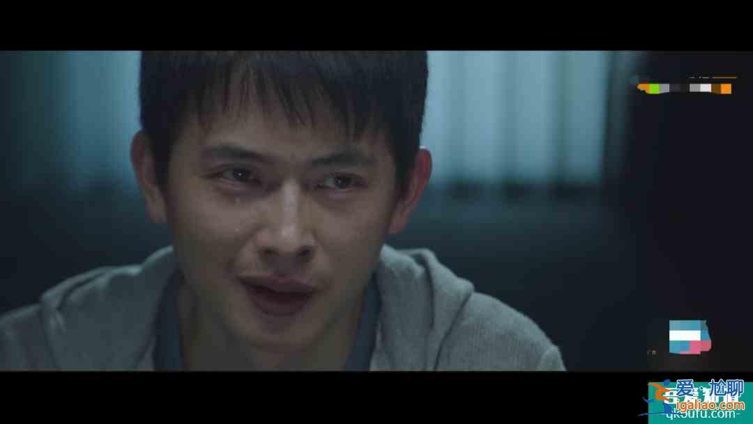 《摩天大樓》開播很帶感，楊穎卻被嘲演技尷尬，臉部僵硬嘴巴出戲？