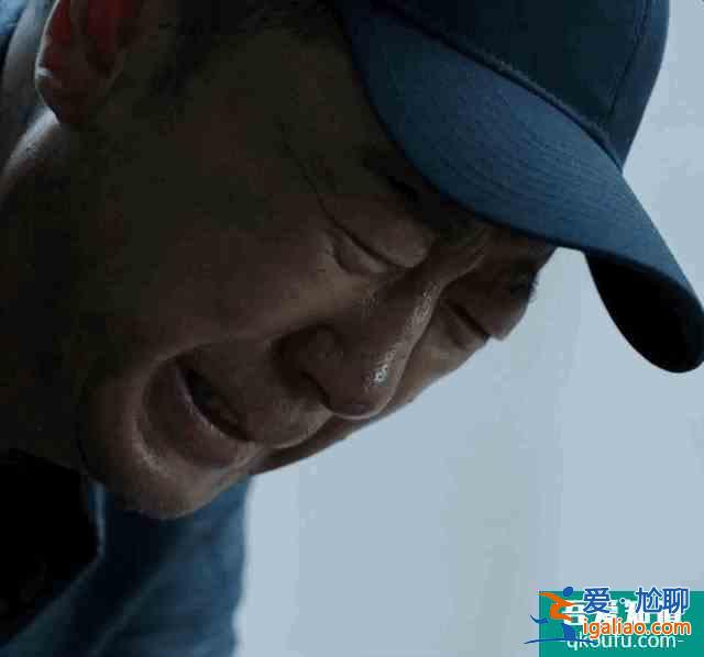 《摩天大樓》開播很帶感，楊穎卻被嘲演技尷尬，臉部僵硬嘴巴出戲？