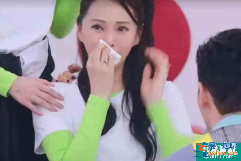 伊能靜現(xiàn)場委屈暴哭 被導師指責哭得梨花帶雨？