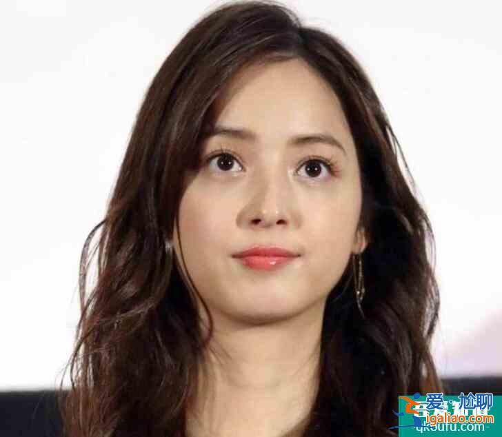 佐佐木希低調(diào)復(fù)工 笑容甜美狀態(tài)調(diào)整得非常好？