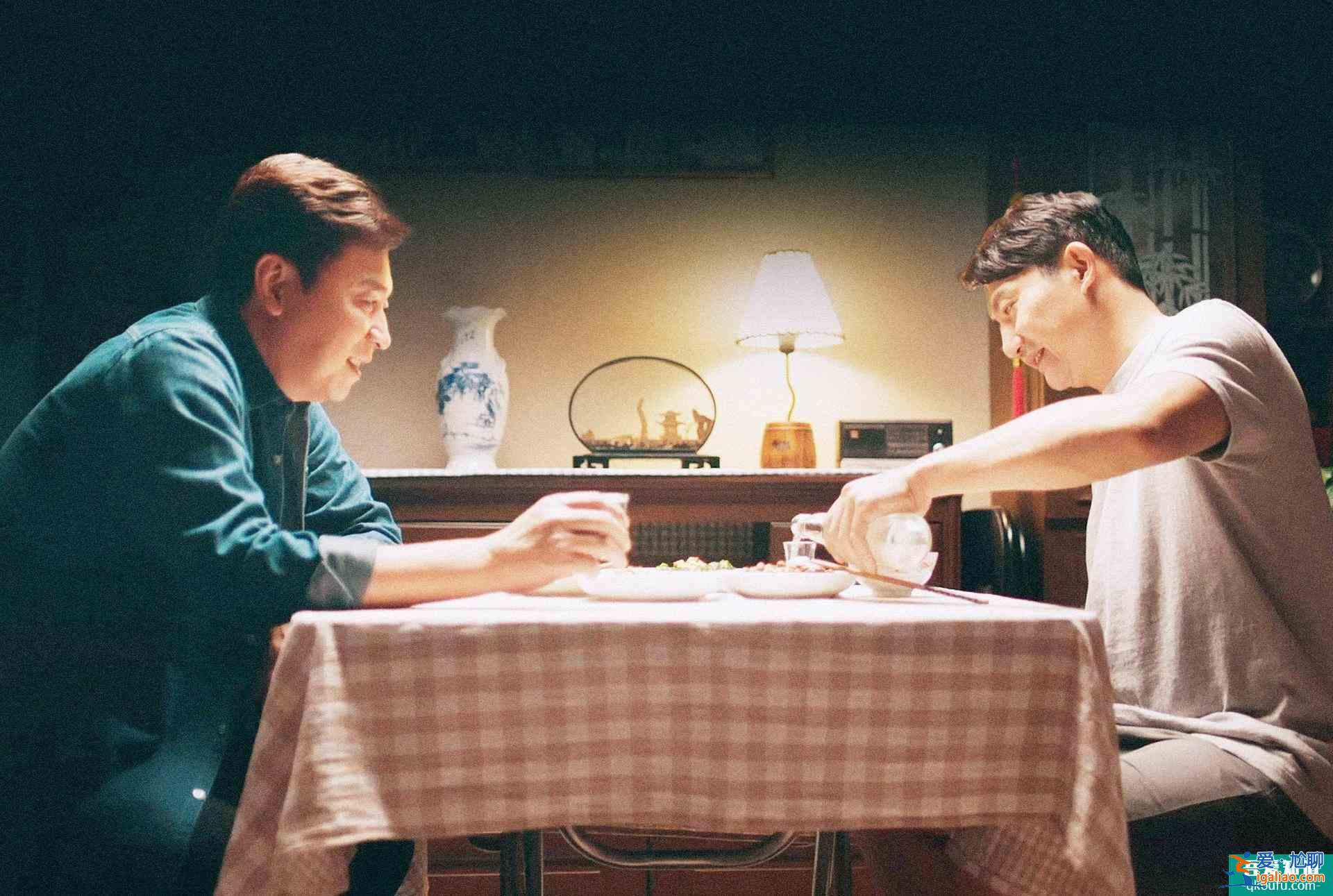 《以家人之名》：每個不幸的家庭，都缺一個李海潮？