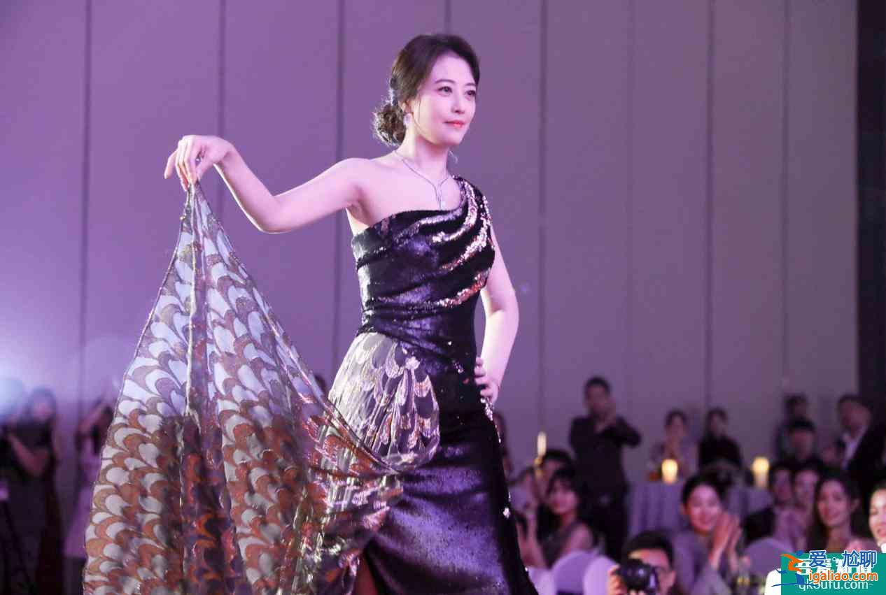 “港風(fēng)女神”周海媚驚喜客串《我好喜歡你》，凍齡美顏驚艷網(wǎng)友？