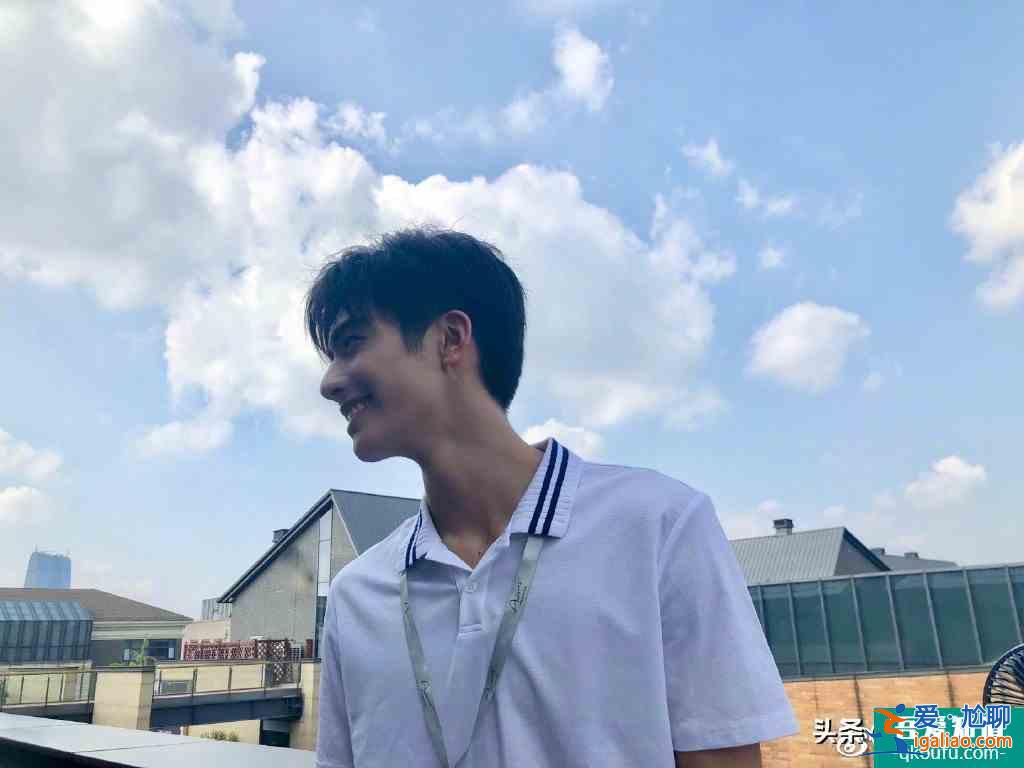 以家人之名，學(xué)哥哥st&lt;x&gt;yle，宋威龍張新成，我上樓了？