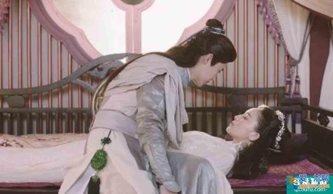 《穿越火線》鹿晗吻戲，動(dòng)作深情熟練，彤姐看了不會(huì)吃醋嗎？？