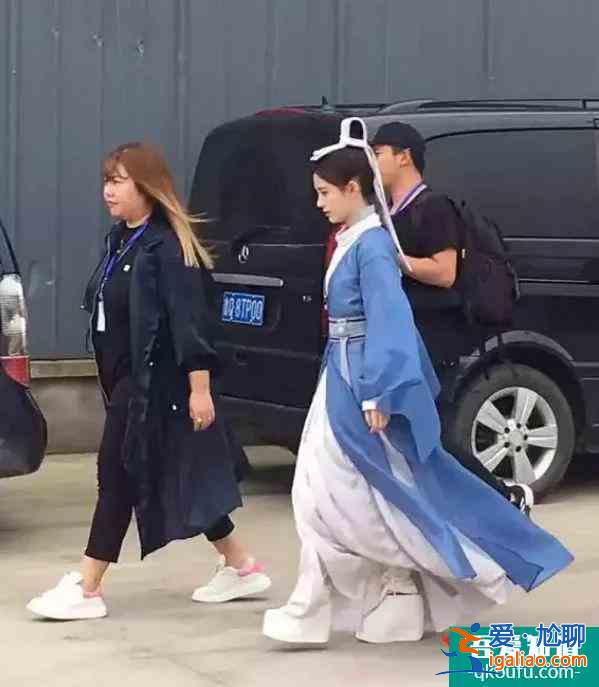鞠婧祎《漂亮書生》身高又遭質疑！名場面扒出，早被隊友揭穿作假？