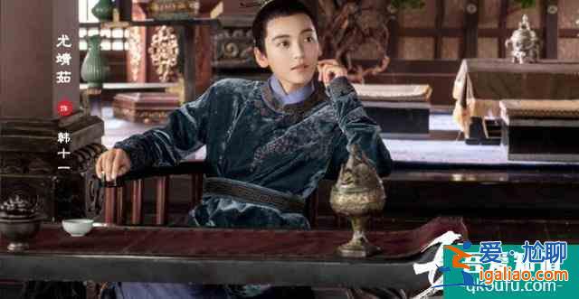 《漂亮?xí)愤€沒播完，又有女扮男裝劇，看了劇照這是雙男主吧？