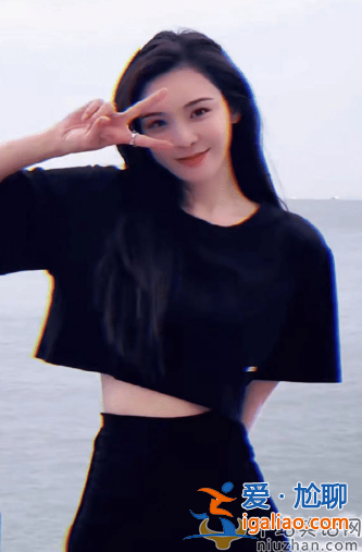 張穎穎汪小菲分手了嗎?女方深夜嗨玩疑點多 獨自一人享受夜生活