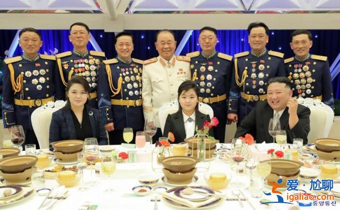 金正恩女兒四次公開亮相 都在軍隊(duì)有關(guān)場合 專家分析其深意？