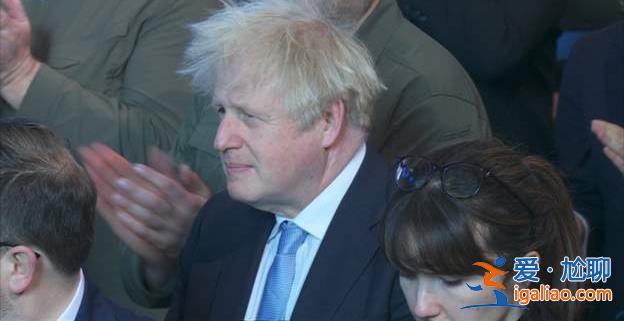 澤連斯基在英國議會發(fā)表演講 期間呼吁英國向?yàn)蹩颂m提供戰(zhàn)斗機(jī)？