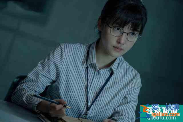 《白色月光》《摩天大樓》打擂臺，1個有楊穎參演，1個有宋佳坐鎮(zhèn)？