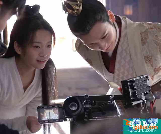 《重啟》還沒結(jié)局，小哥就官宣新劇，女主角還是剛成年，好眼福？