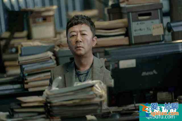 《白色月光》《摩天大樓》打擂臺，1個有楊穎參演，1個有宋佳坐鎮(zhèn)？