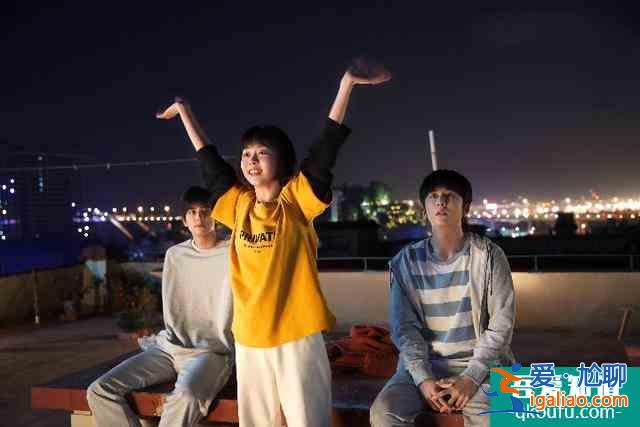 《以家人之名》太狗血，子秋母親嫁李爸，她真值得擁有這份愛？？