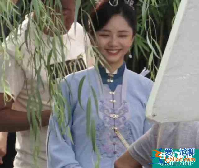 《以家人之名》在播，譚松韻卻跟鐘漢良演新??！看完路透我愛了？