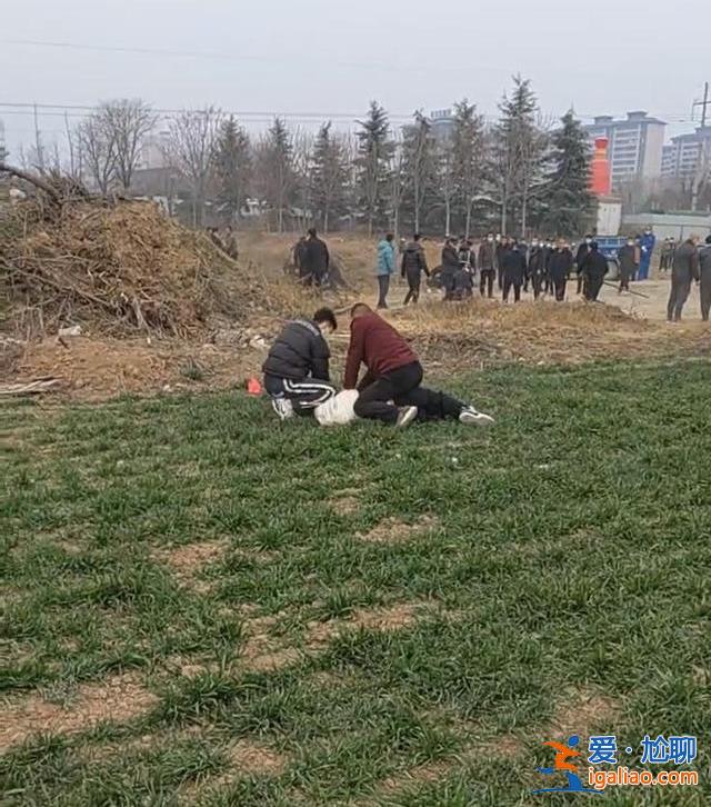 陜西扶風(fēng)縣多名拆遷人員持械與村民發(fā)生沖突致6人受傷 警方正在調(diào)查？
