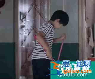 《以家人之名》左手宋威龍右手張新成，被寵上天的譚松韻太幸福？