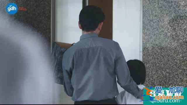 《天才槍手》出了劇版，評分更高我不服氣？