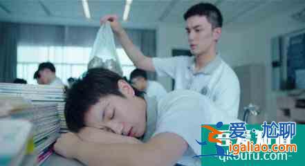《穿越火線》網(wǎng)劇：愛情來的太快像龍卷風(fēng)？