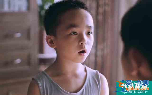 《以家人之名》看哭了，孩子長(zhǎng)大的瞬間，都是在媽媽看不見(jiàn)的地方？