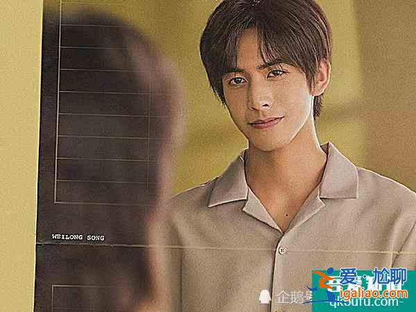 《以家人之名》：有誰注意到海報上的背影？都是同一個人？