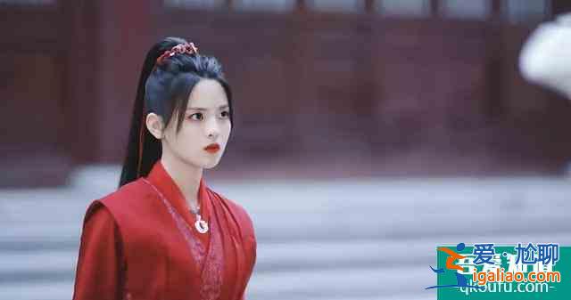 《且聽(tīng)鳳鳴》楊超越吻戲太多，粉絲傷心吐槽直呼“被暴擊”？