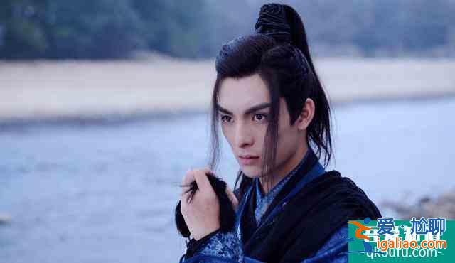 《且聽鳳鳴》男二是傻白甜？一段幾秒鐘的回憶，為劇情留下伏筆？