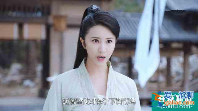 且聽鳳鳴：鳳舞跟沐瑤比武，被沐瑤狂虐，一旁的君臨淵心疼不已？