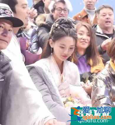 楊超越《且聽鳳鳴》首播，大忽悠鳳舞古靈精怪惹人愛，演技好評？
